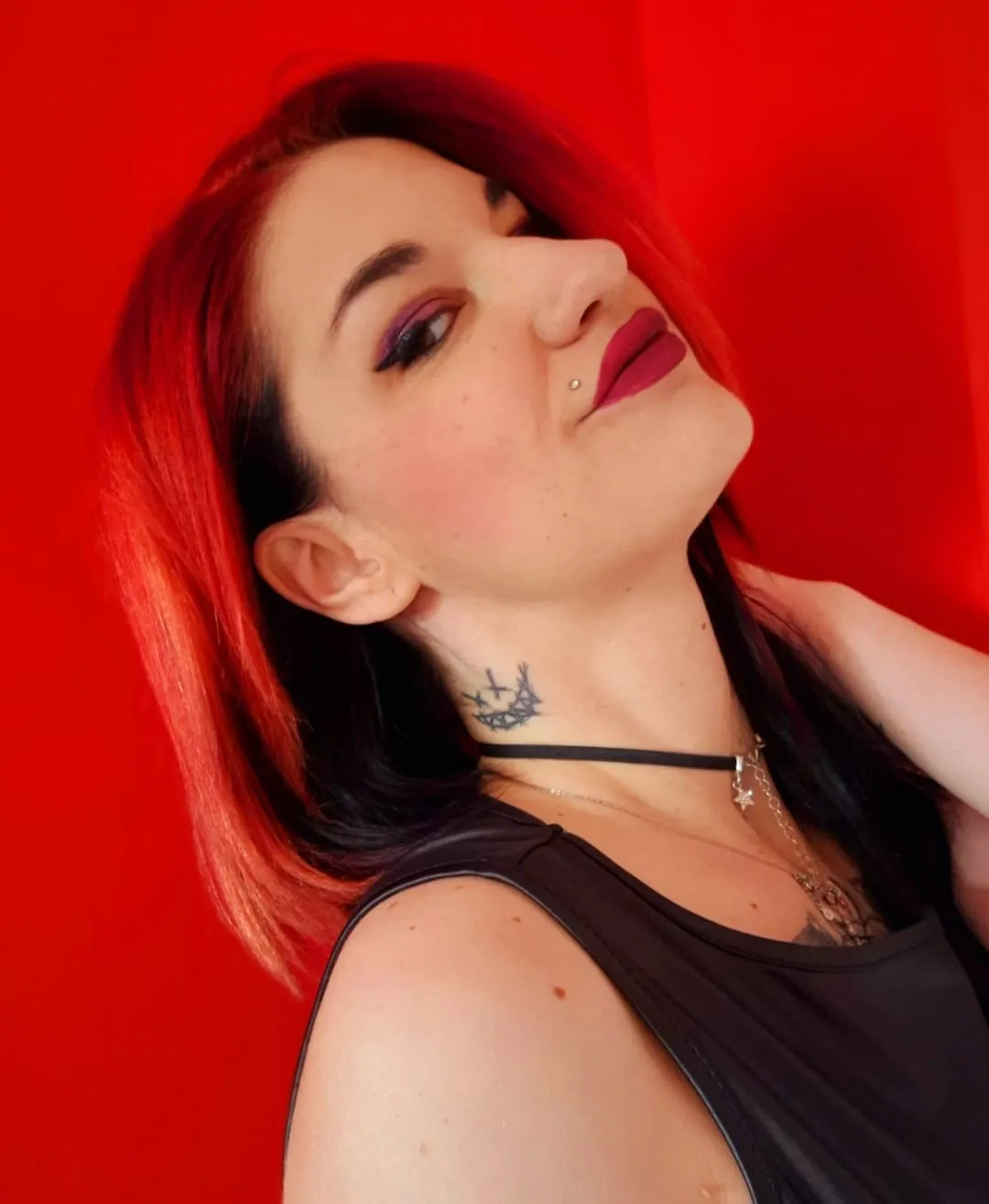 Don’t let the velvet fool you. There’s poison in the kiss.