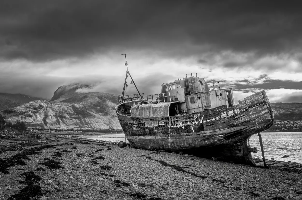 Stranded Boats in Black and White - transport photo contest ...