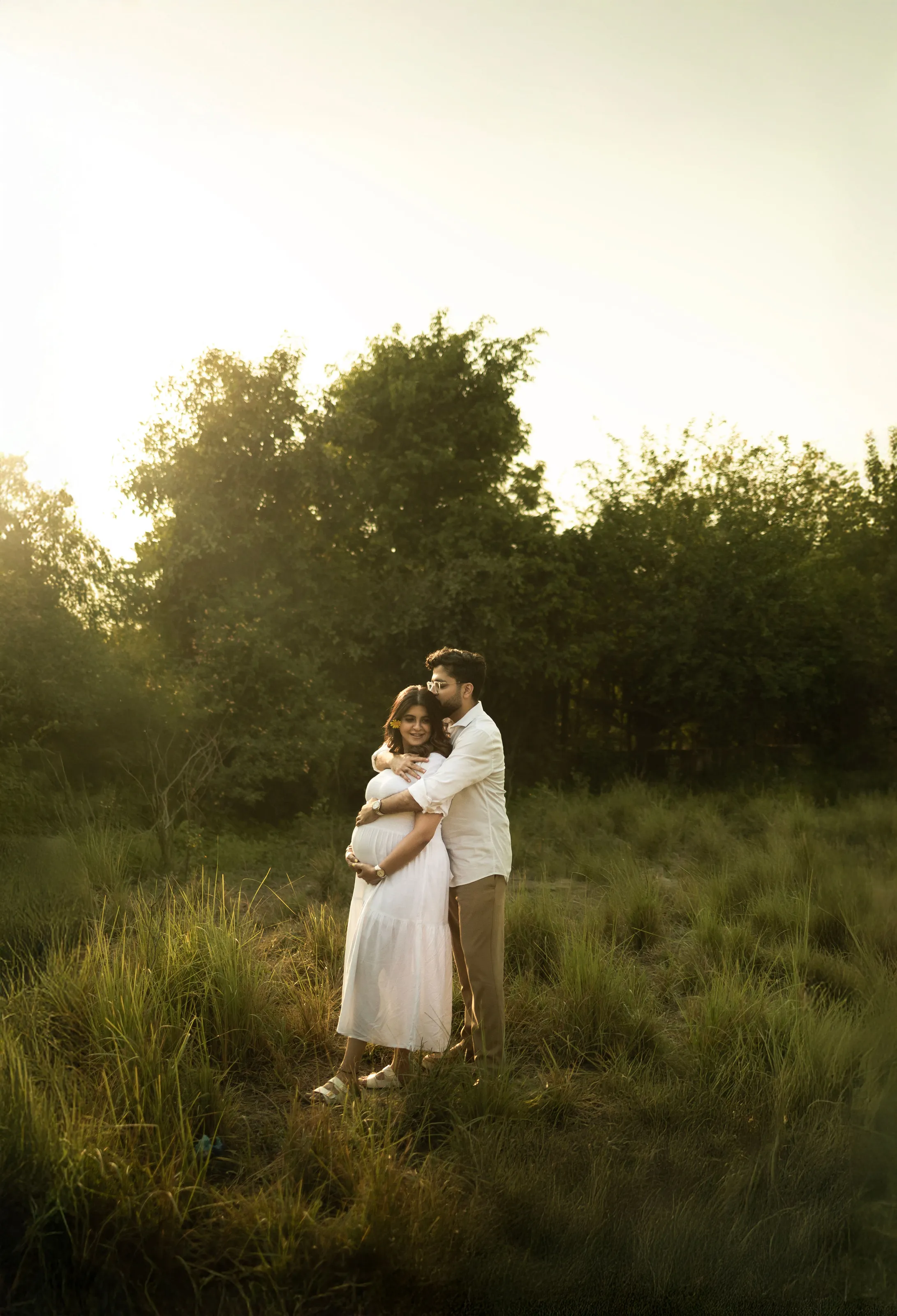 Outdoor Maternity Photoshoot in Delhi by Impresio Studio