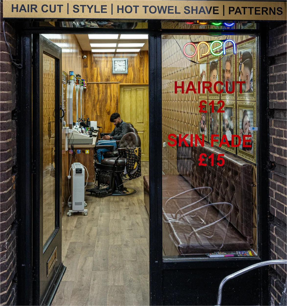 Entry 25761764