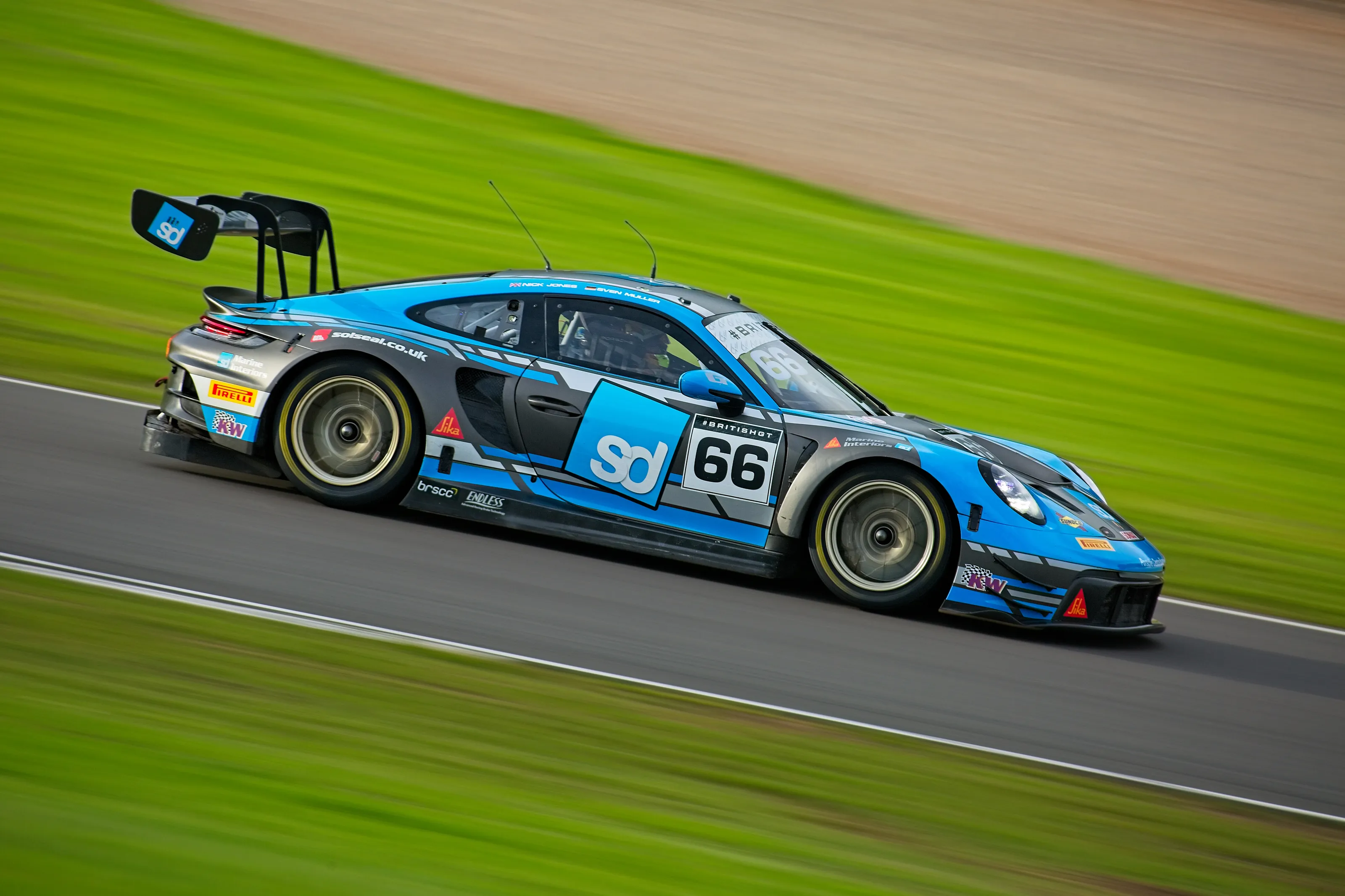 In-Camera Panning of Motorsports