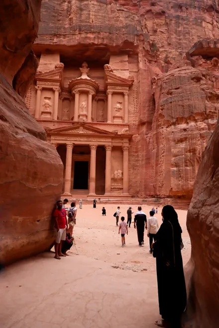 Petra una donna ipnotica