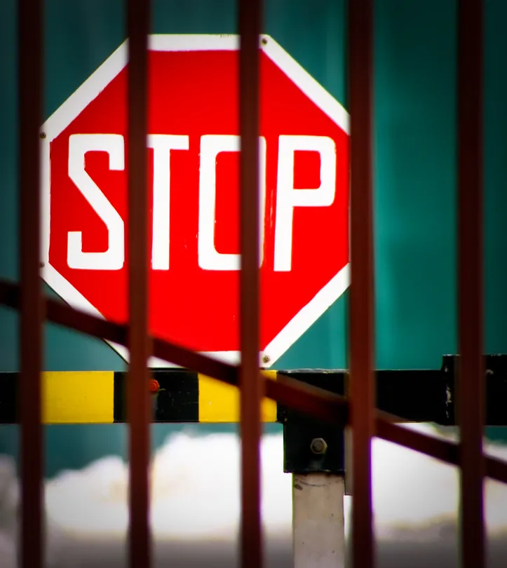 Stop!