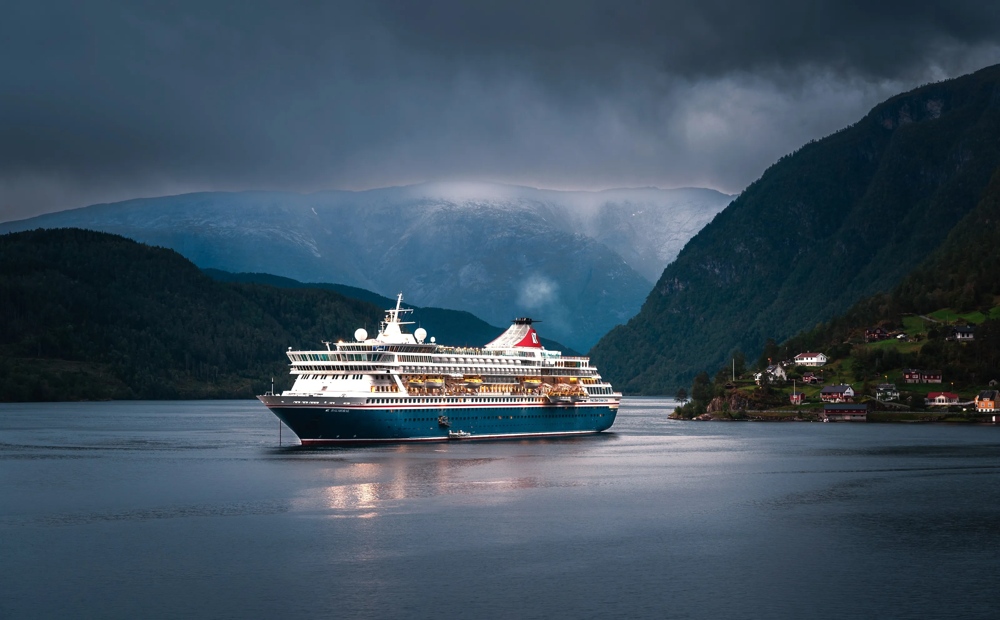 Landscapes with Boats and Ships (in colour)