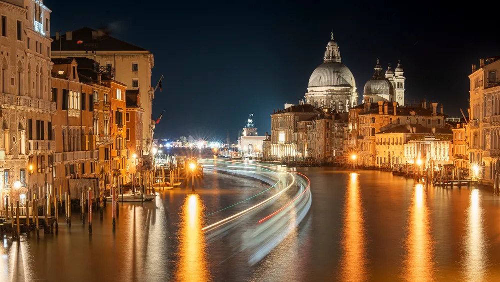 Night time colours in Venice