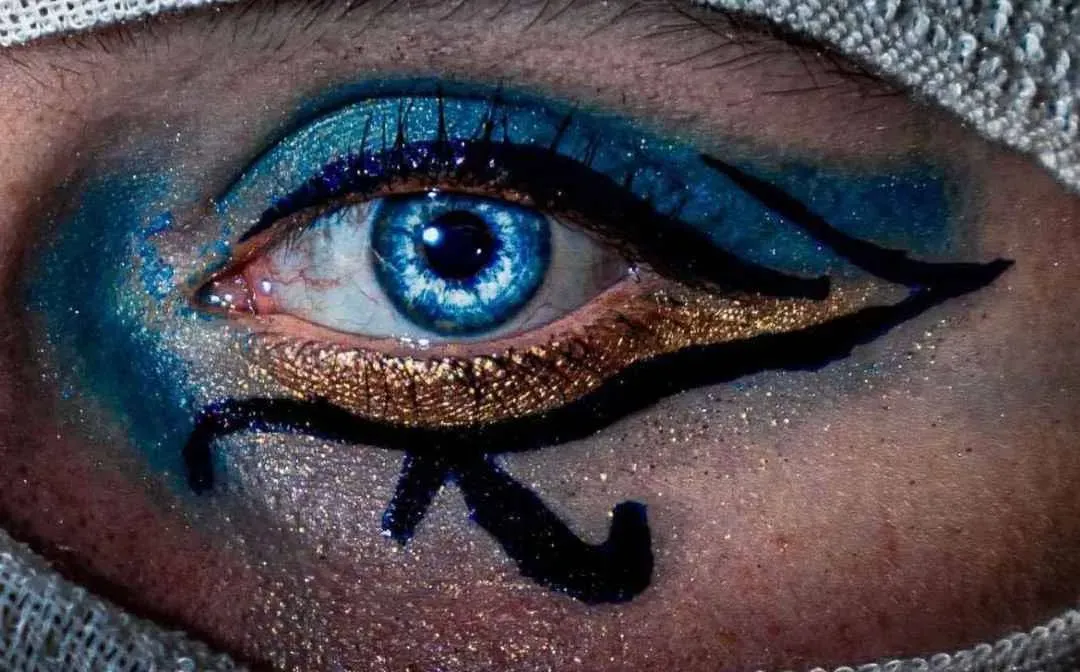 The eye of lilypatra