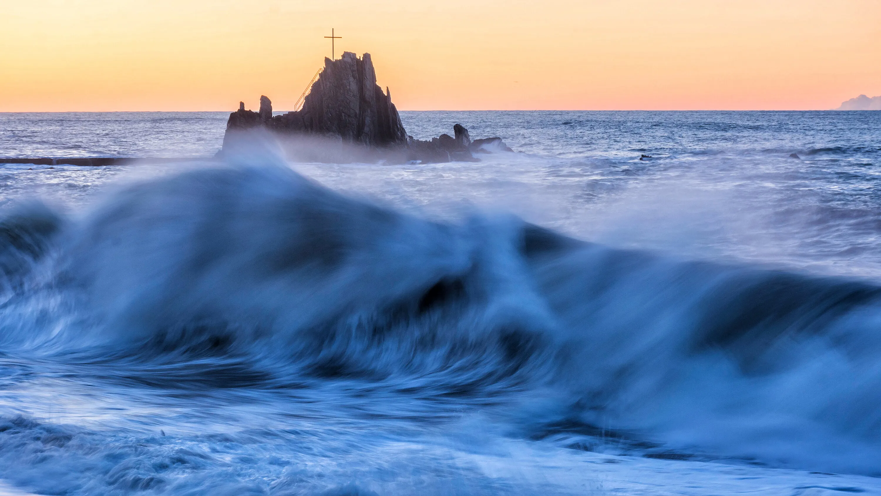 Waves in Natural Environments