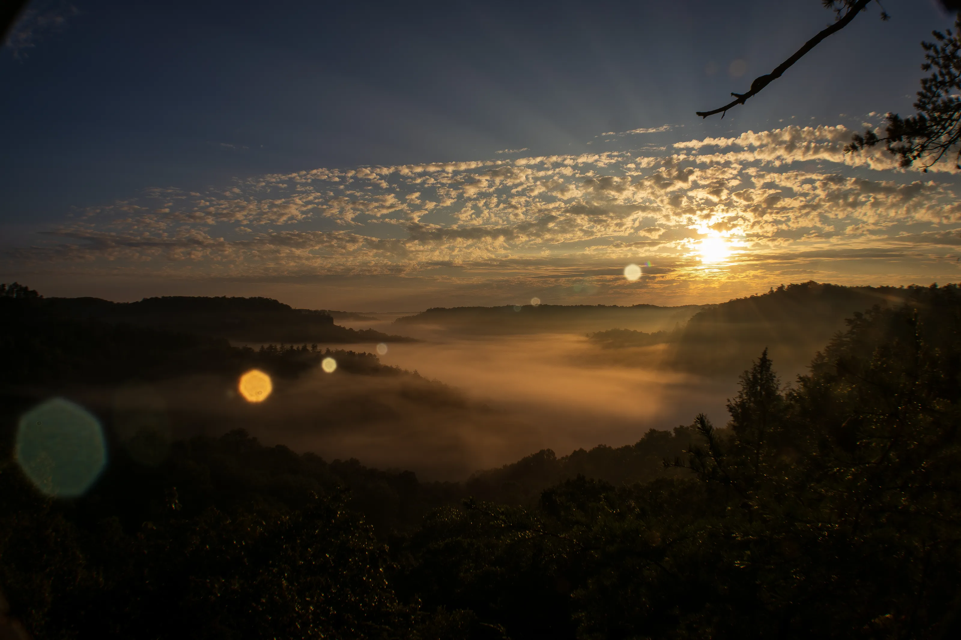 Mornin' on the Gorge