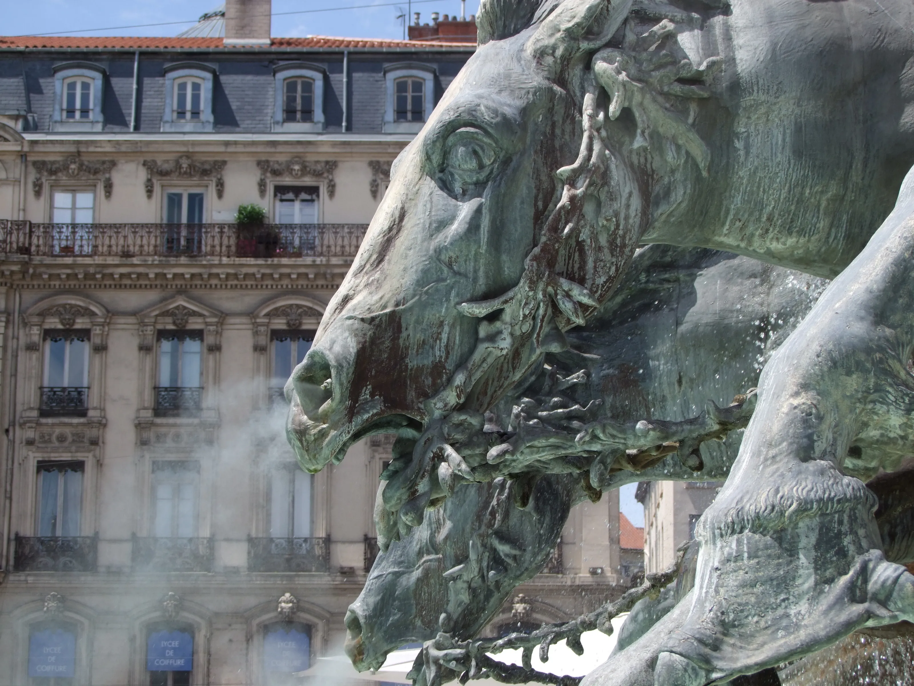 Fountains, Monuments and Statues