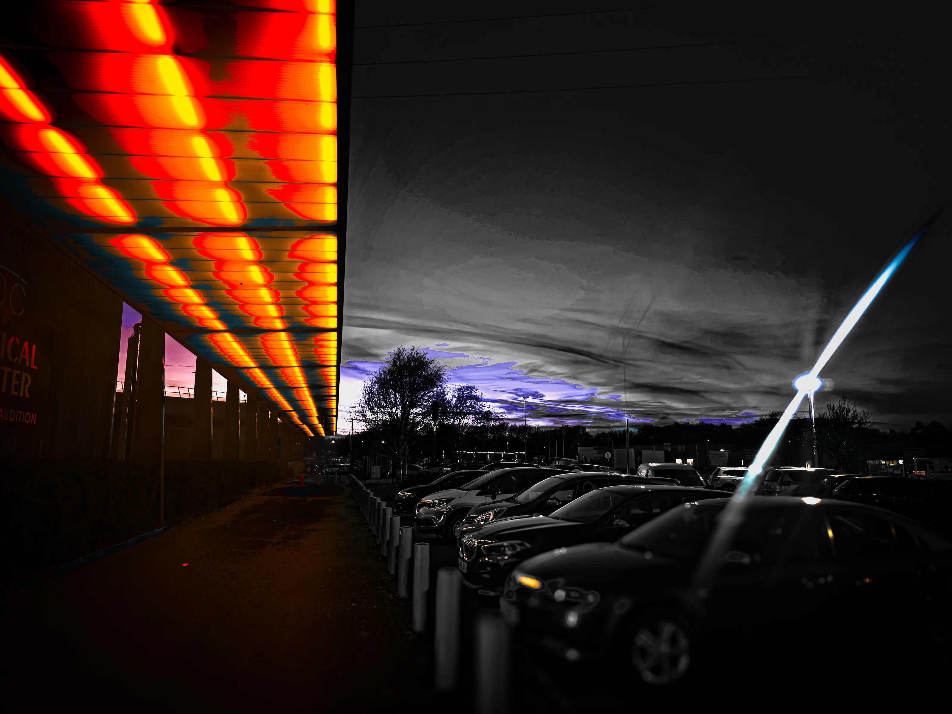 Parking sous la nuit