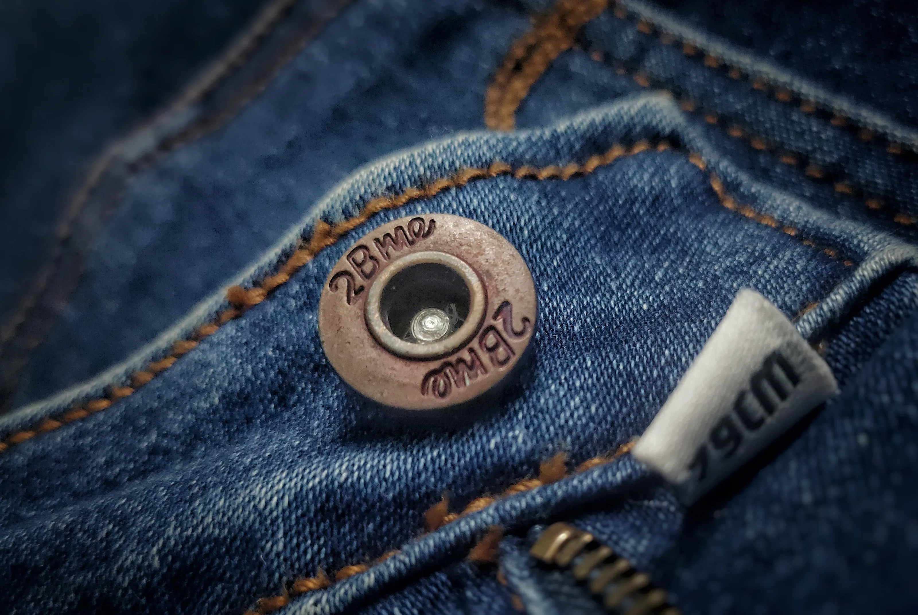 Buttons (for fastening or decorating fabric)