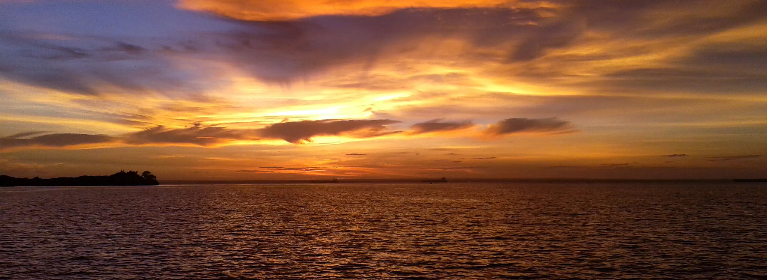 BELLO AMANECER