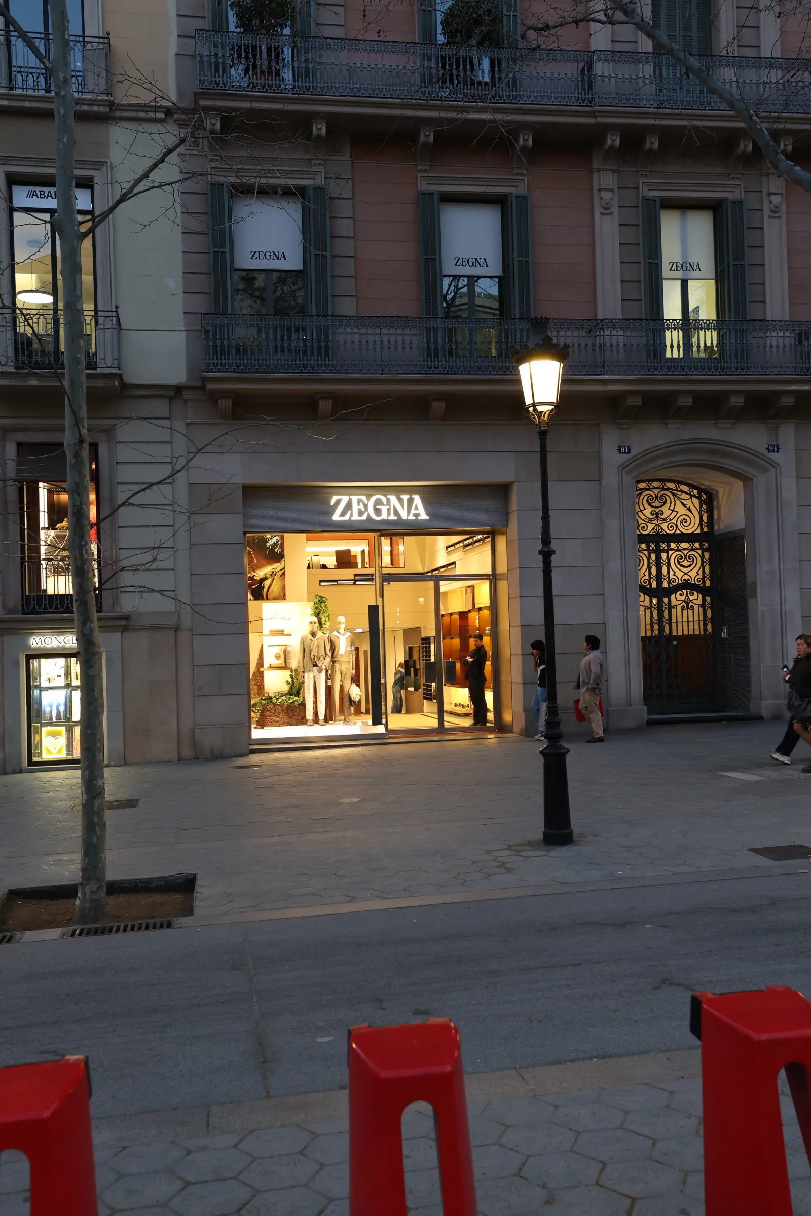 Fashion Stores