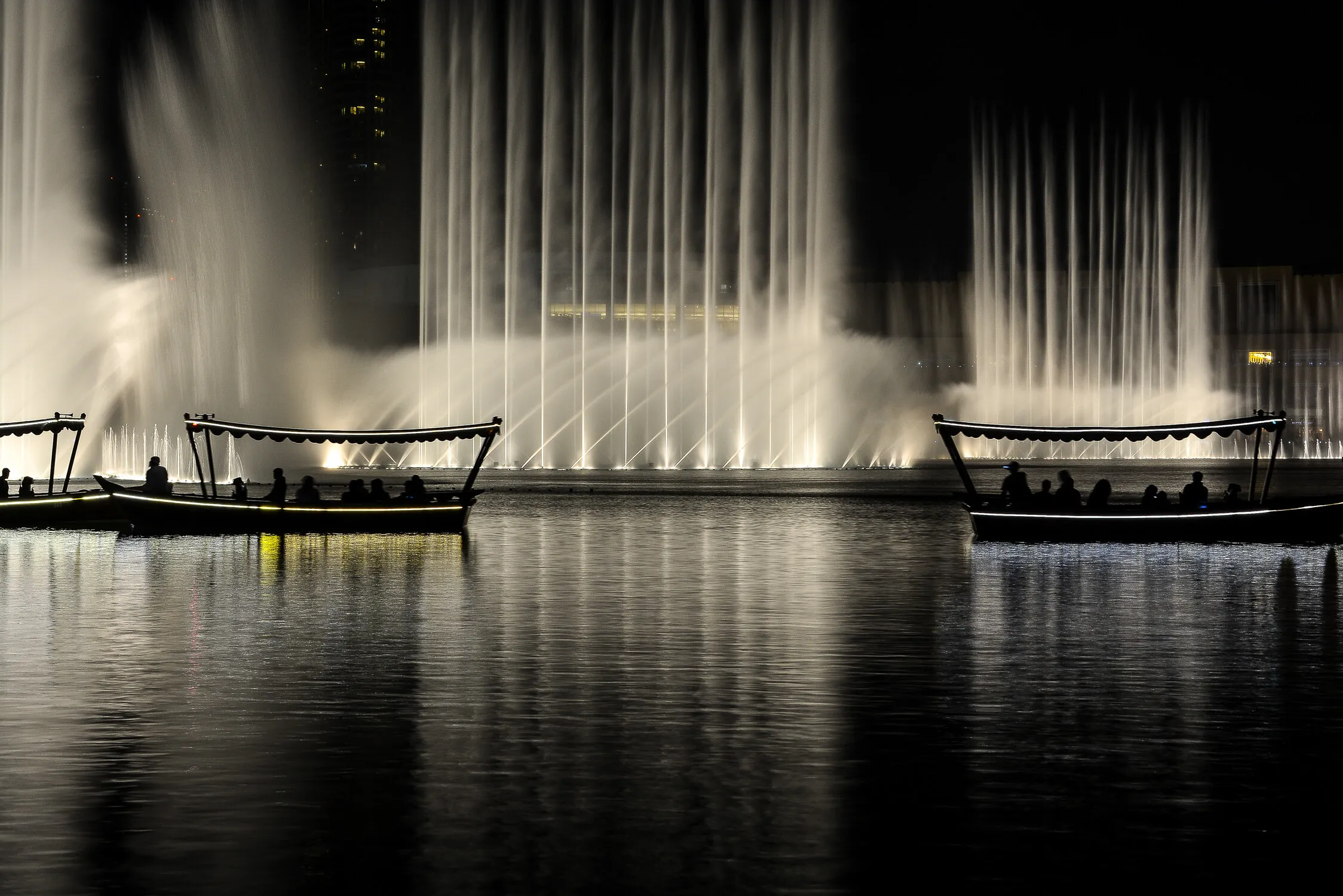 Dubai mall fountain