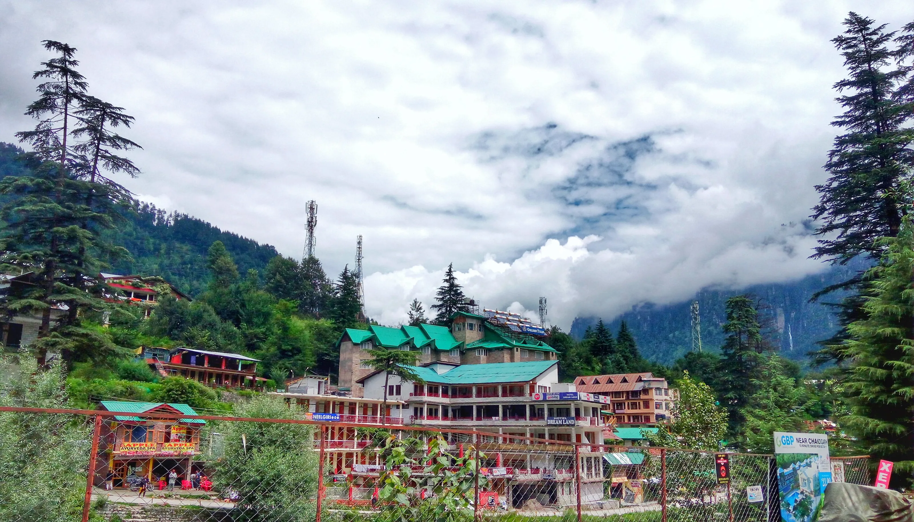 Manali cityscape