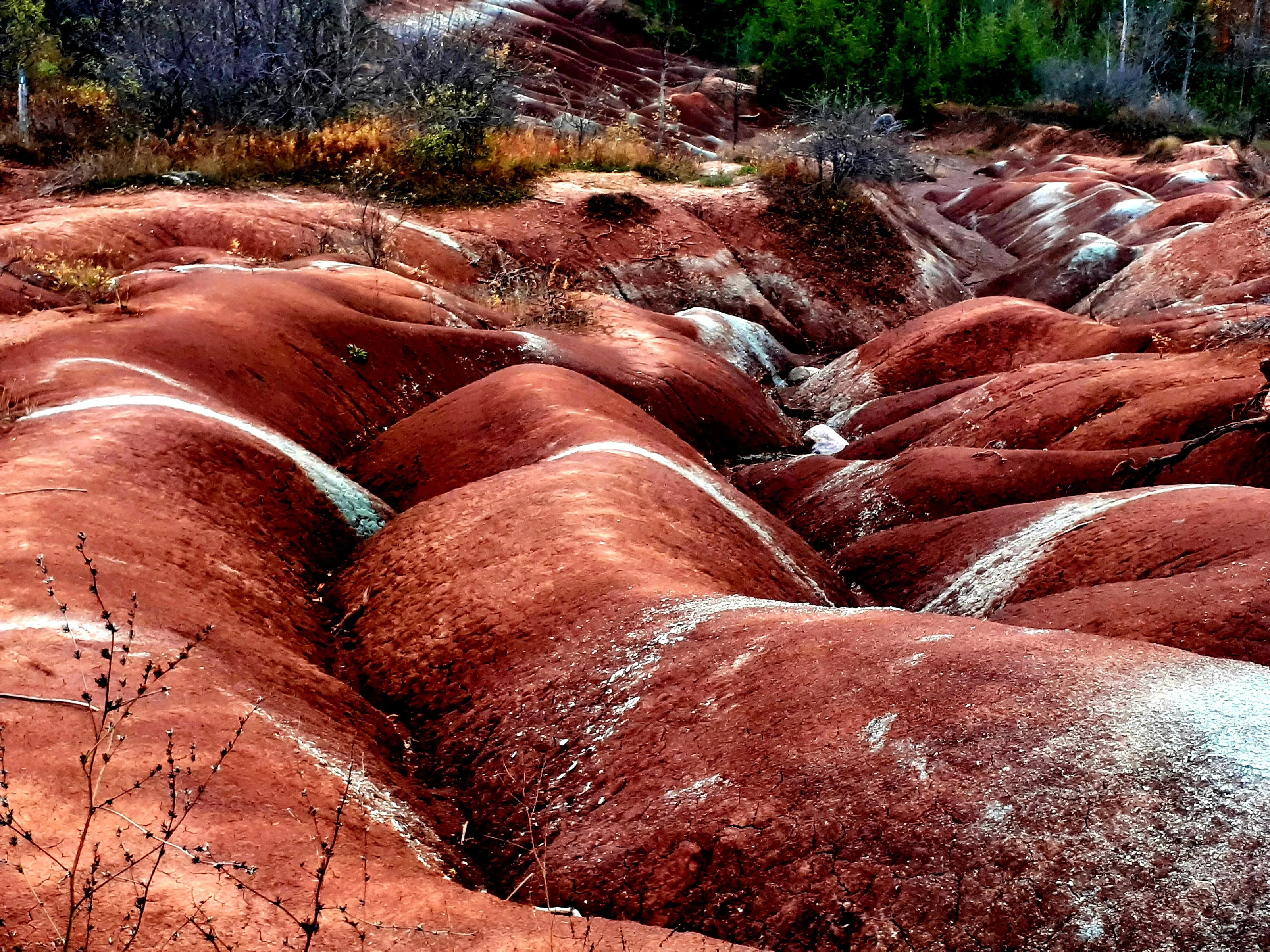 Natural Landscapes Coloured by Minerals