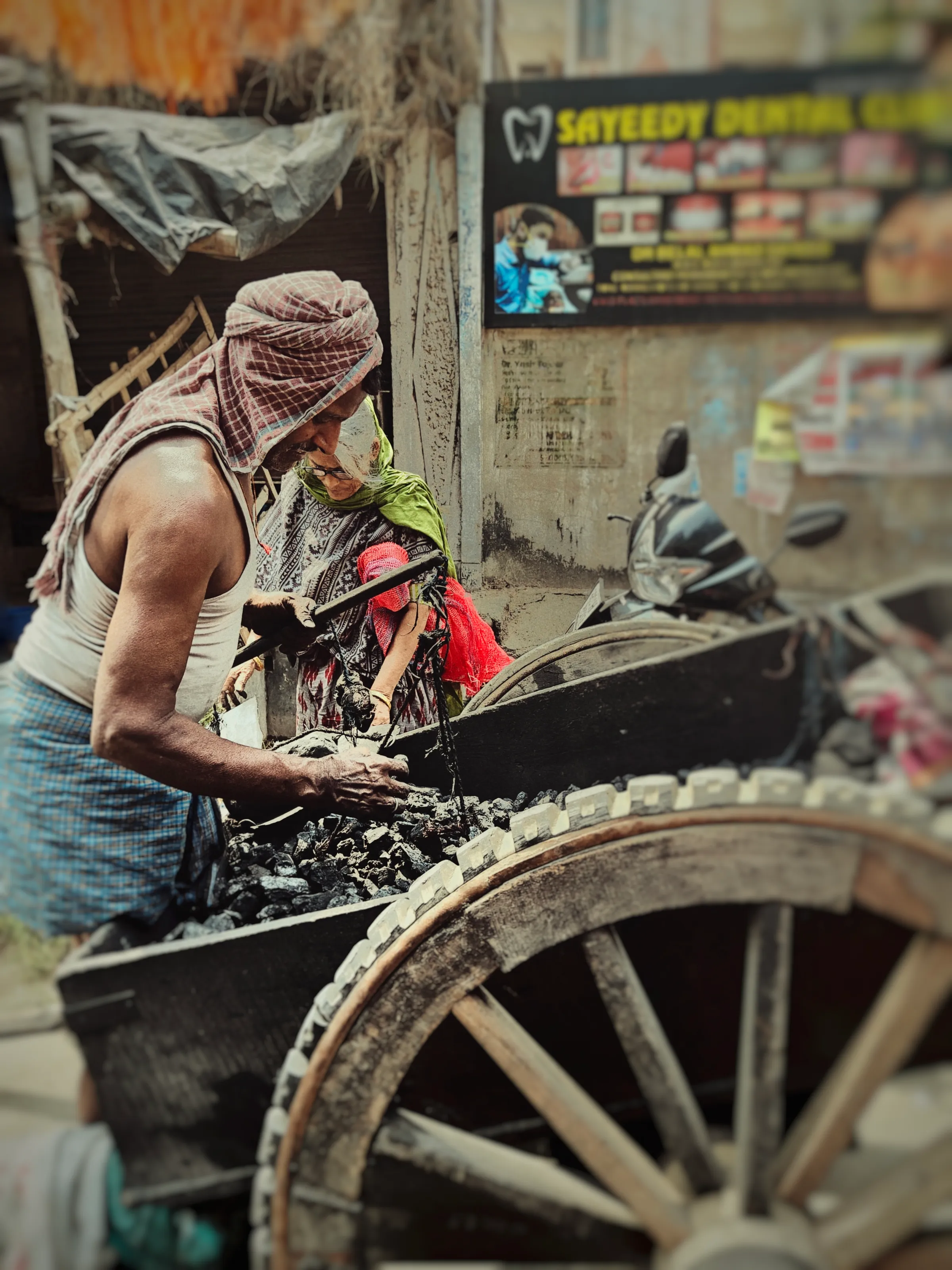 Busy road capture a still moment