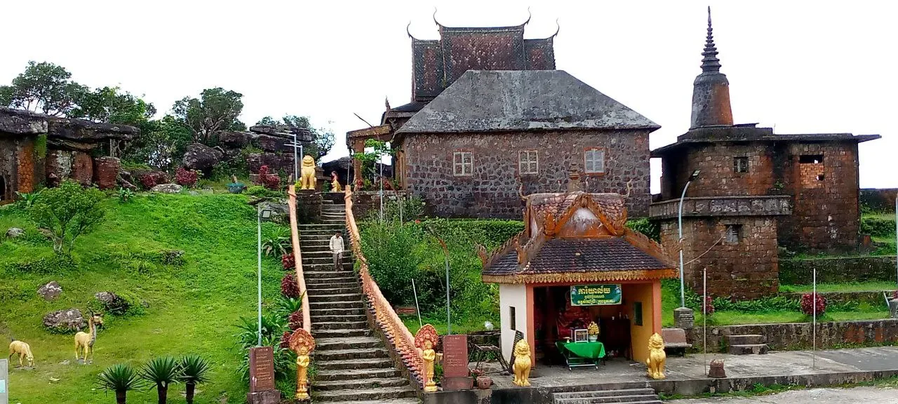 Pagoda at Bokor Mountain