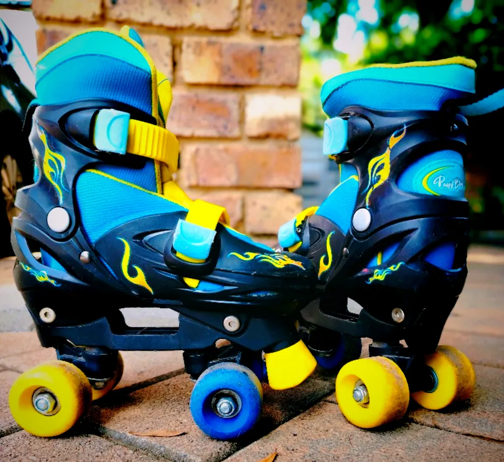 Roller skates blue and yellow