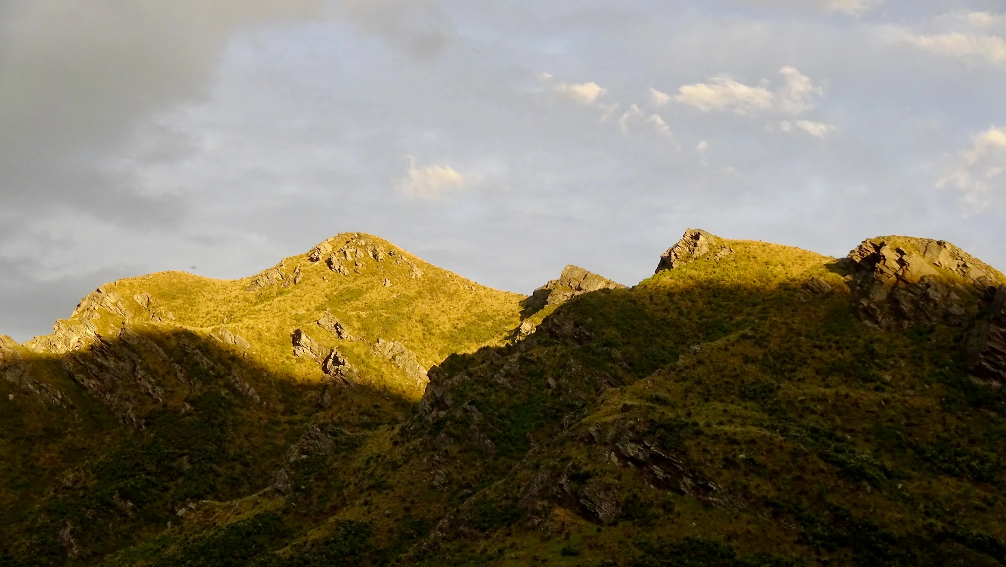 Waking up in the Silver Peaks