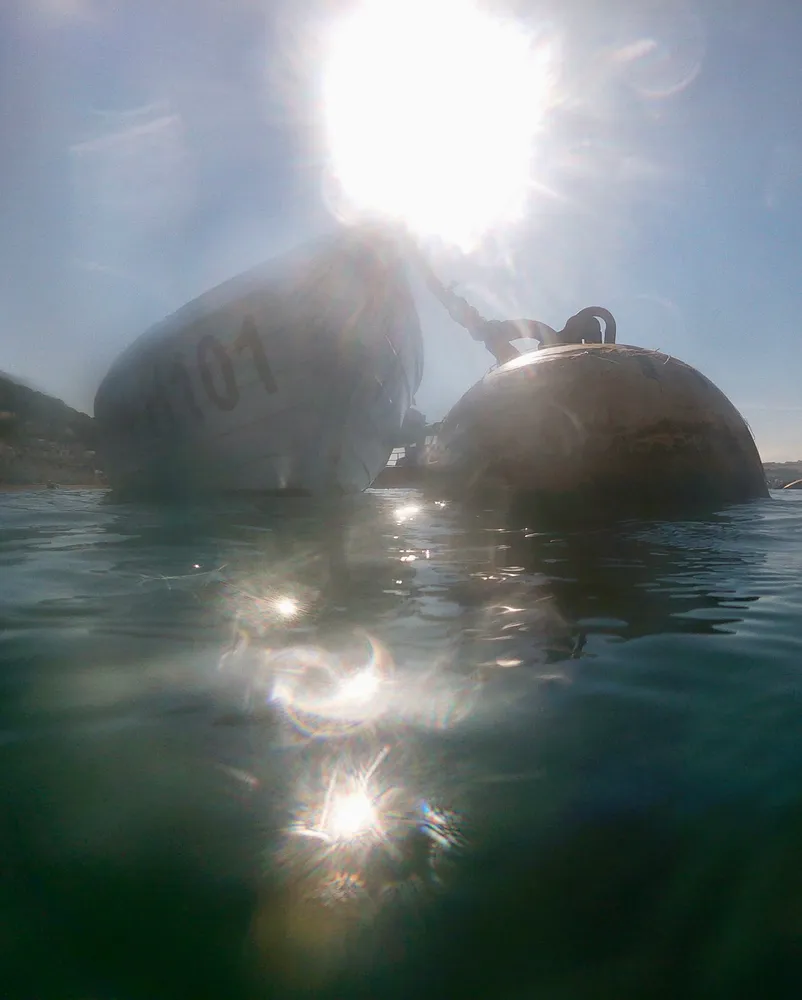 Sun boat buoy
