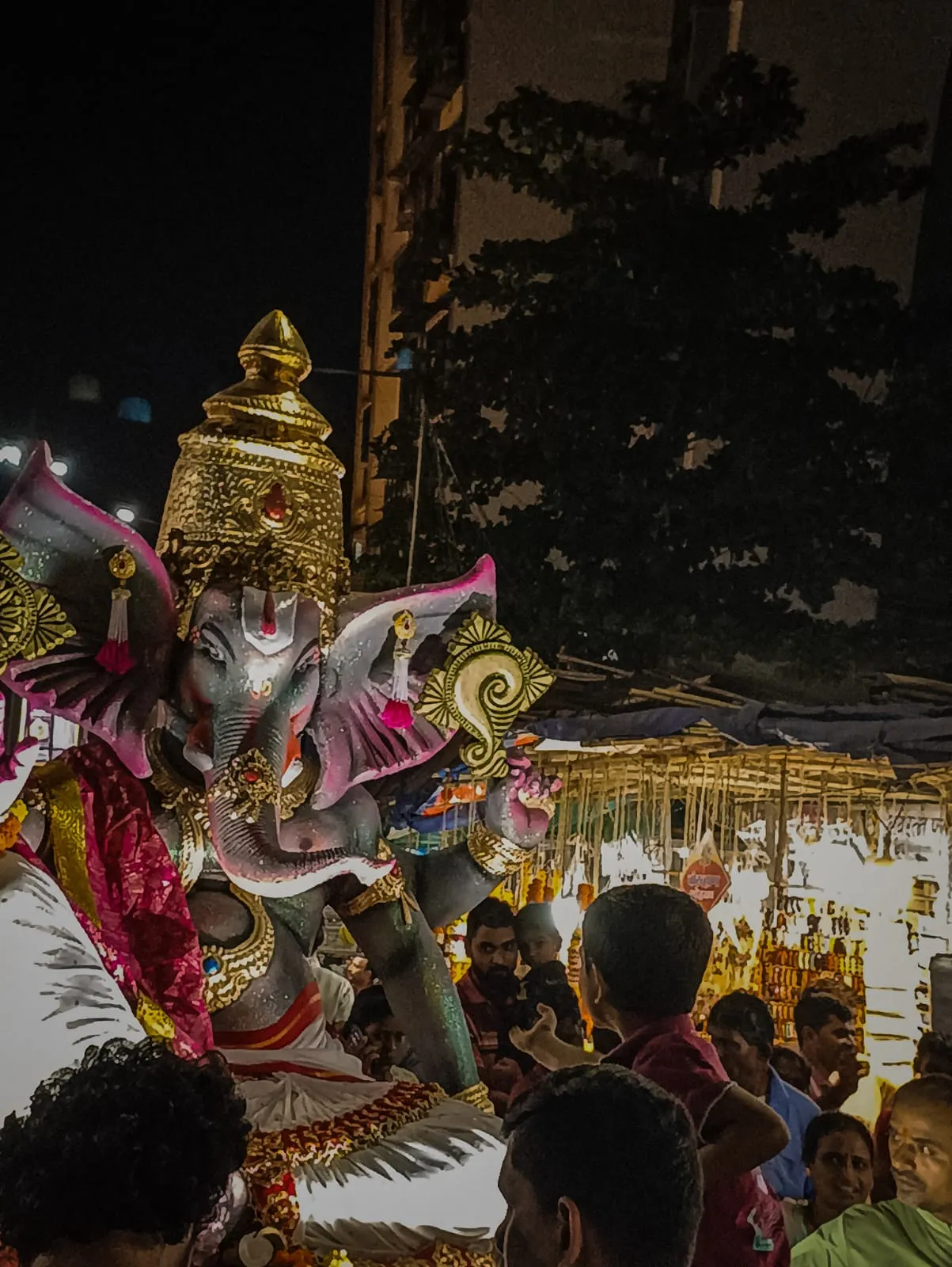 Lord ganesha idol sculpture