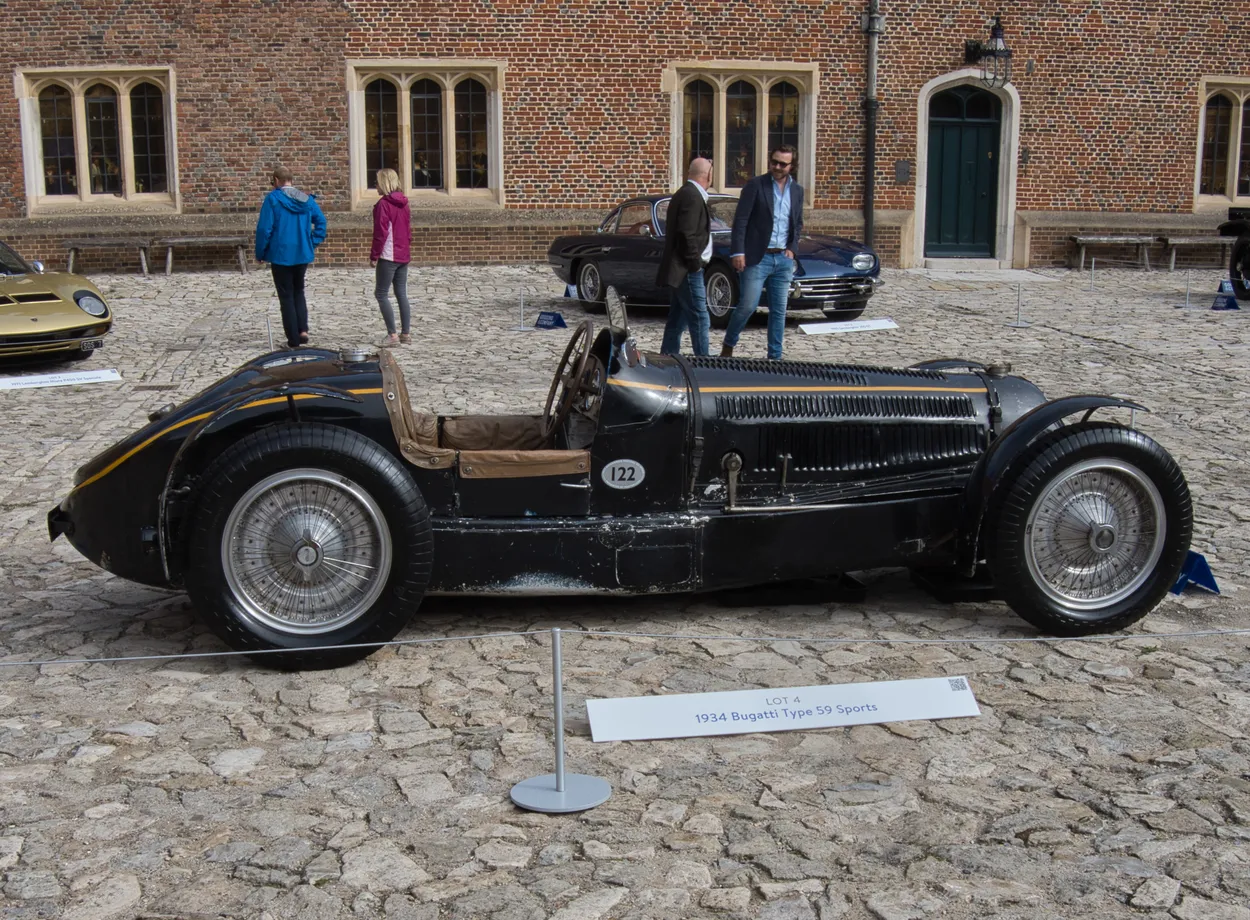 Auction Lot 4.