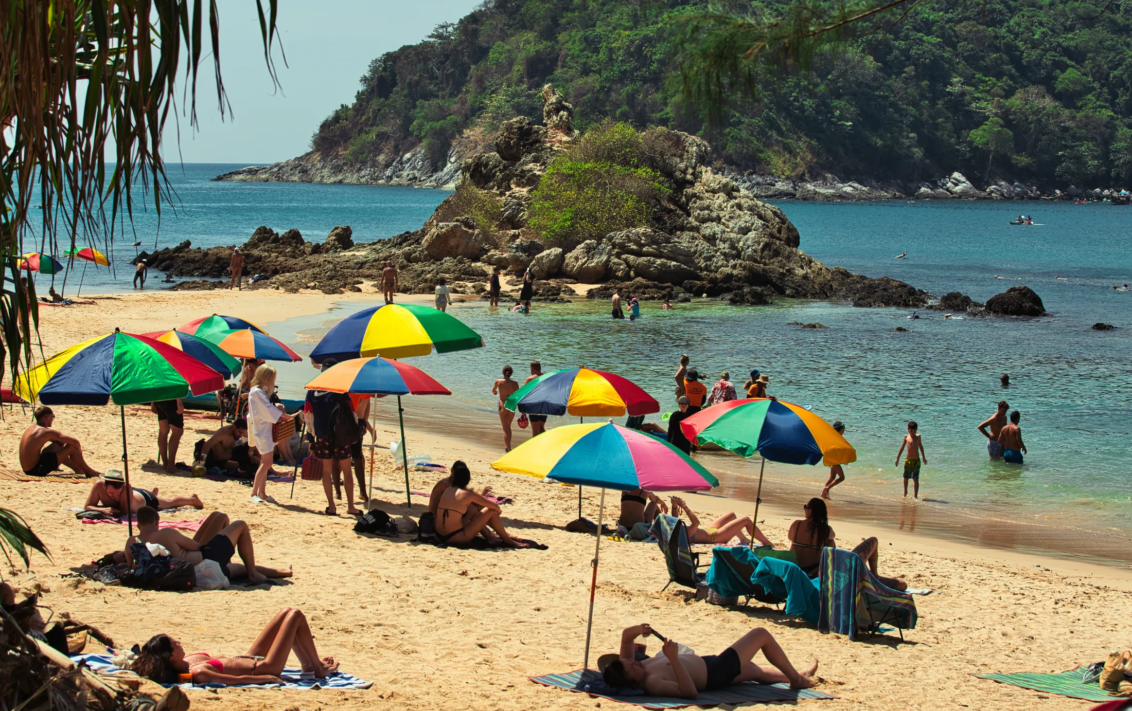UMBRELLAS 05 : at the Beach