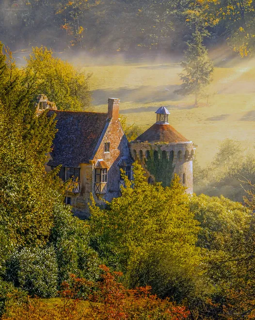 A Scotney Autumn