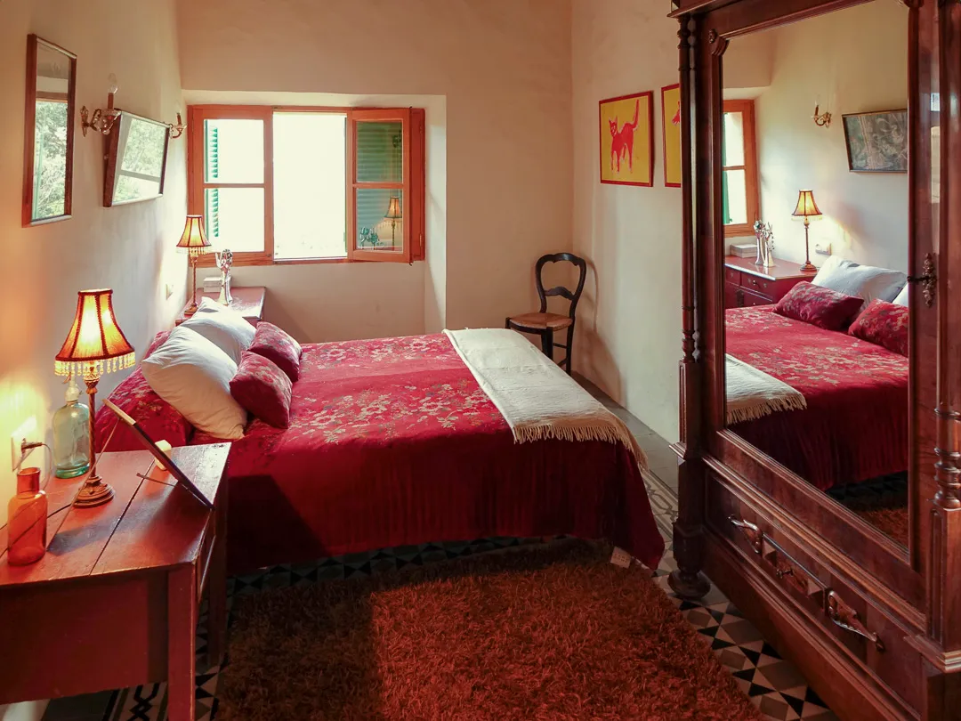 Modernist Bedroom