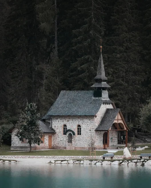 Lago di Braies Chapel