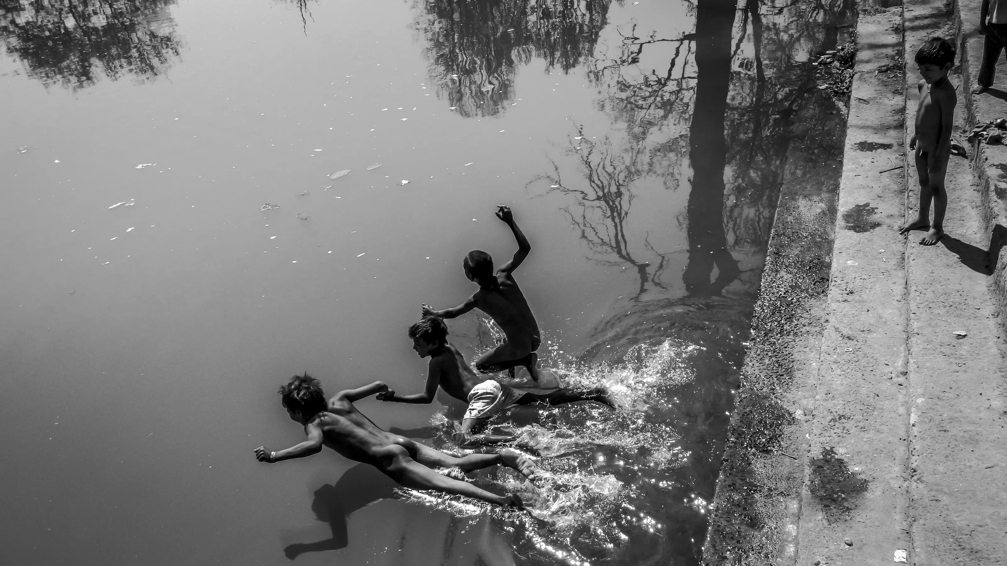 Children nude open bath
