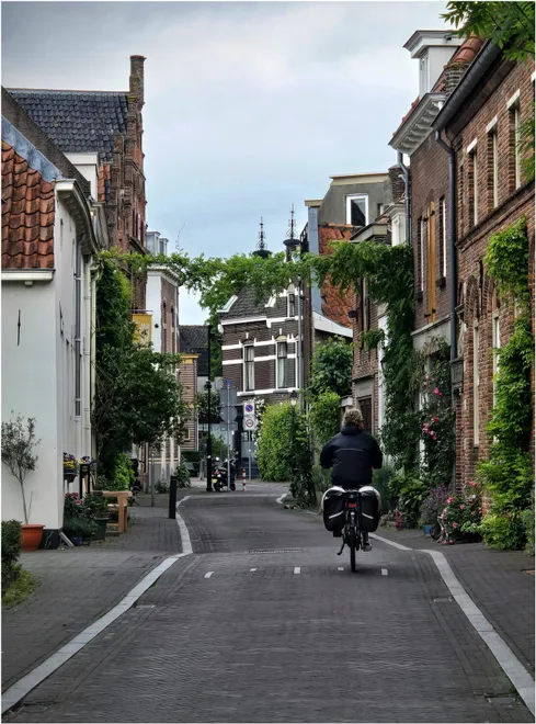 Side Street