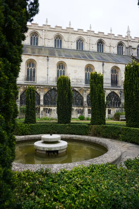 Gloucester Cathedral courtyard