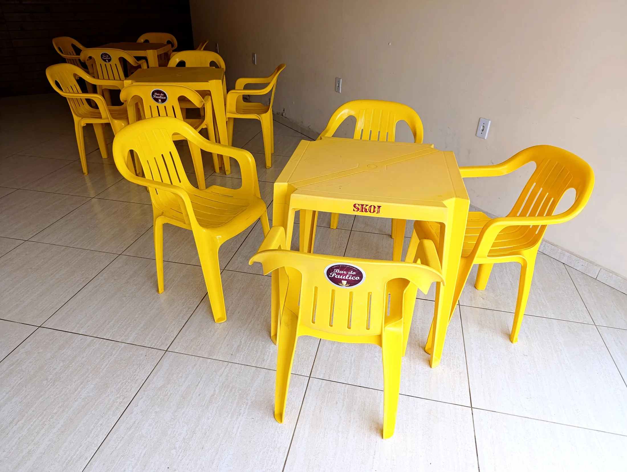 Tables & Chairs