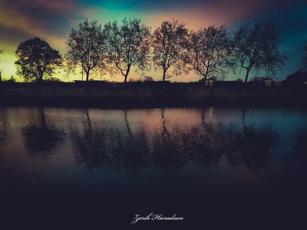Couché de soleil sur les marais