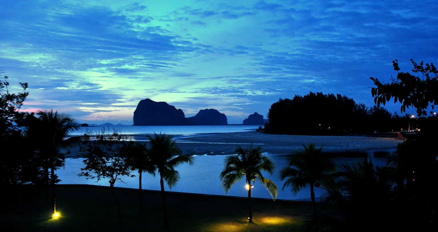 Blue Hour Thailand