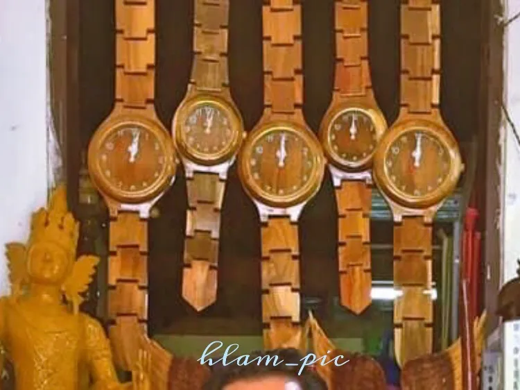 Wooden Watches Of A Traditional Craft