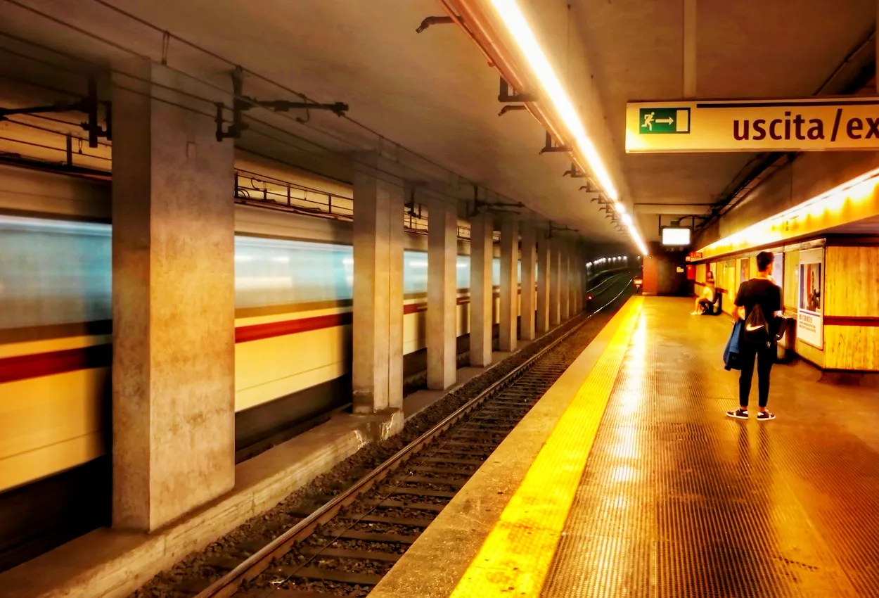Underground railway, Rome