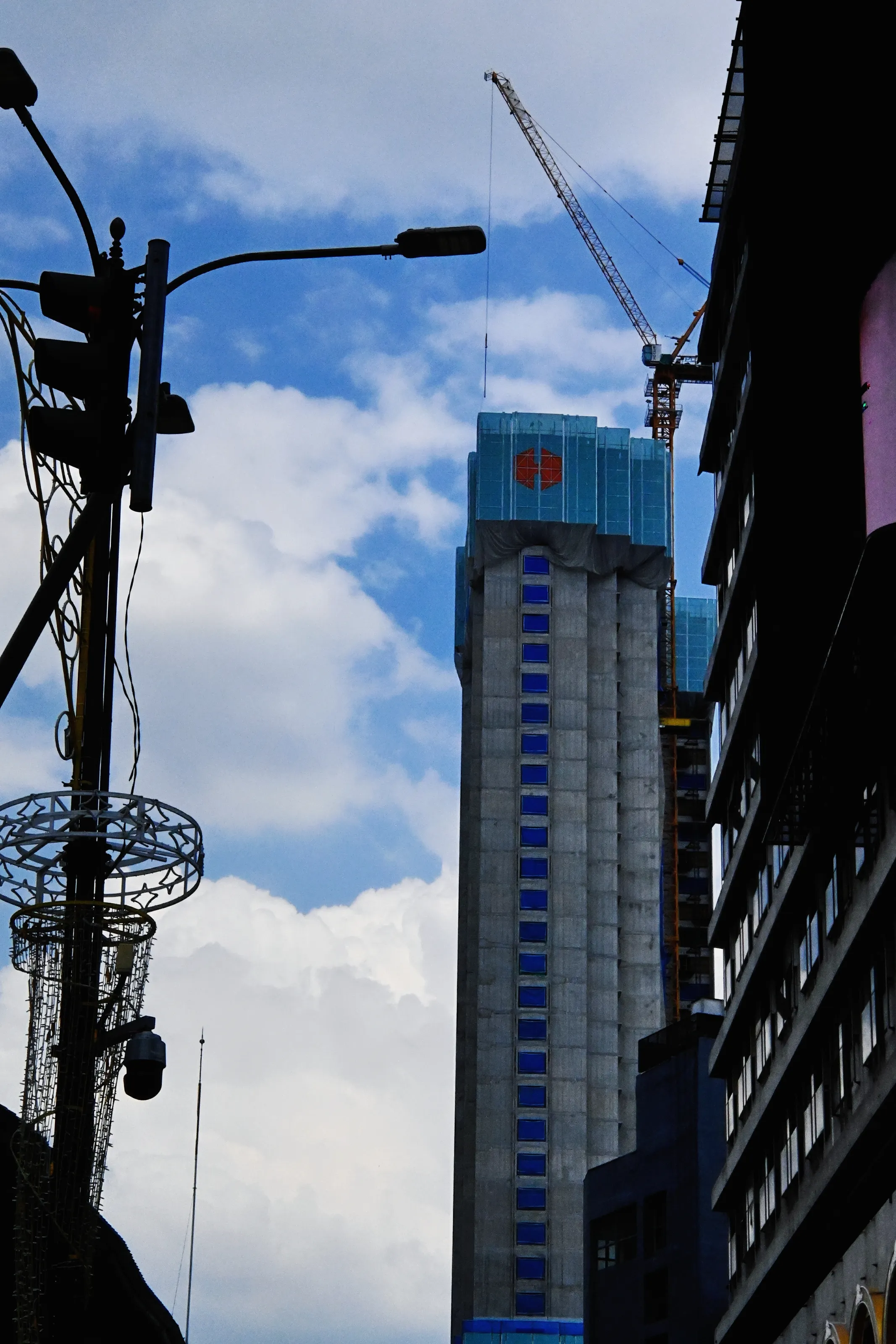 THE GROWING CITY