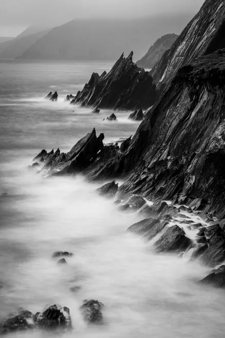 Slea Head Rocks mono