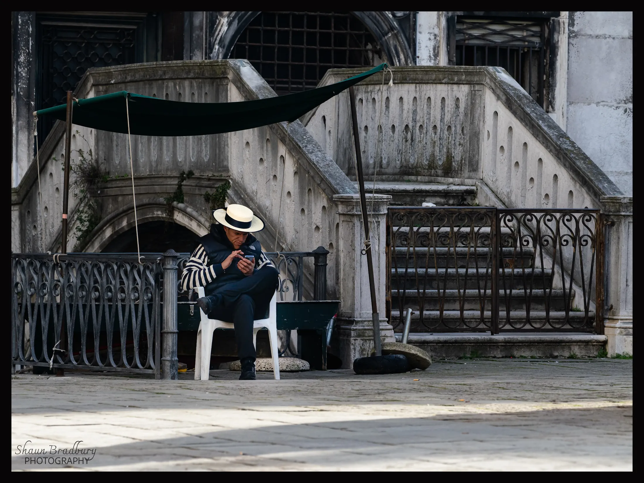 Waiting for the tourists