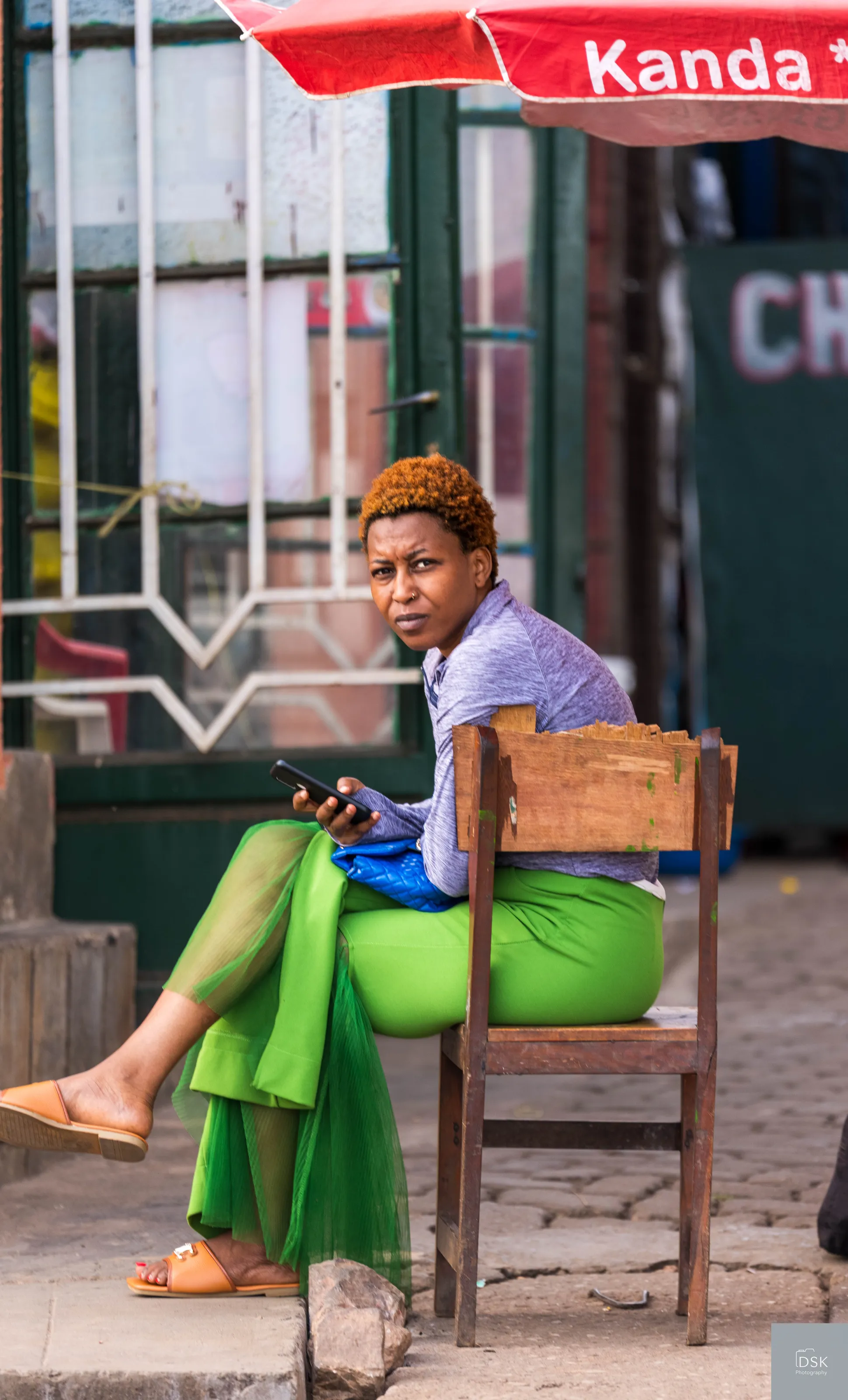 Candid Faces in the Streets
