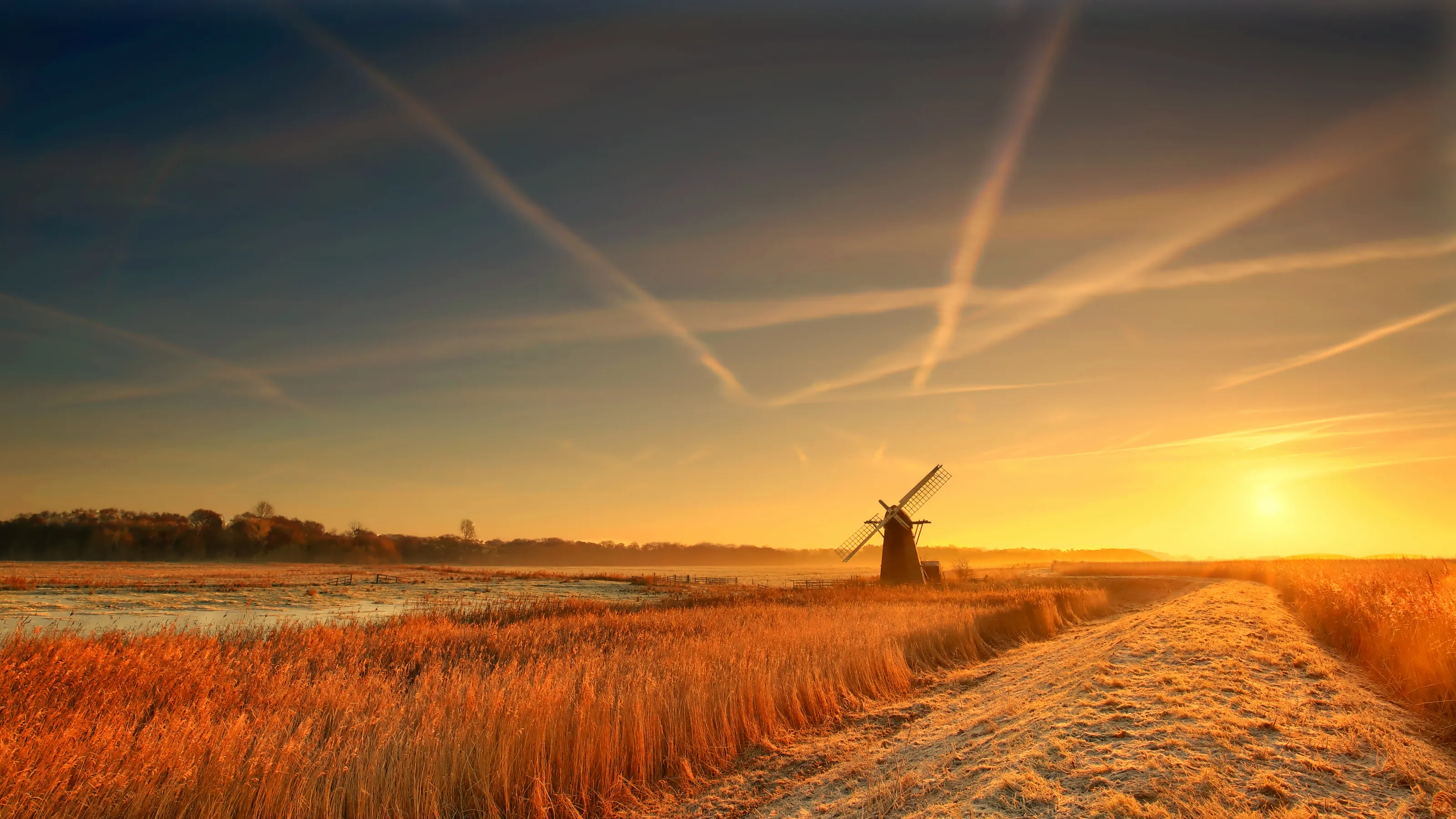 The pump on the marshes..