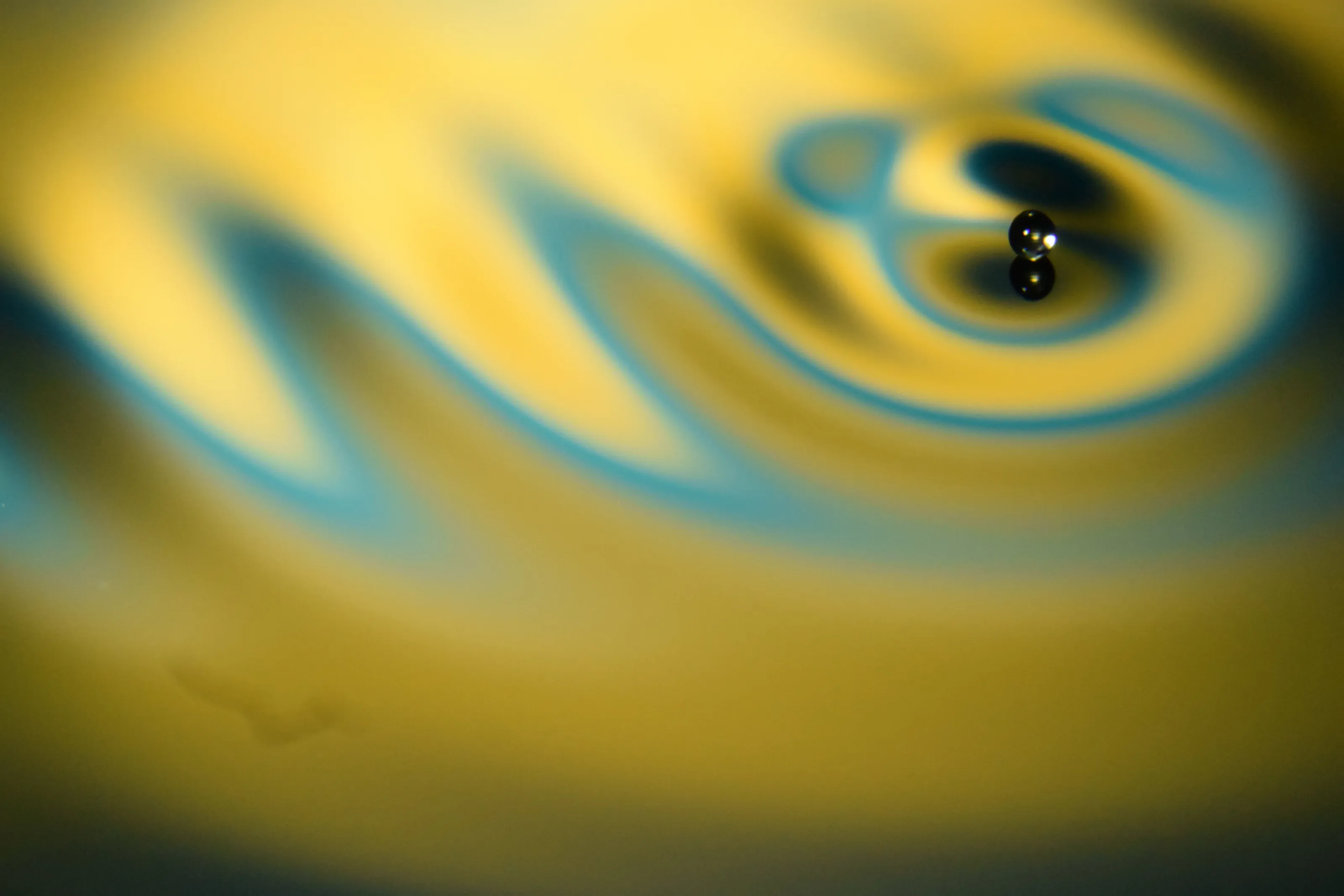 Surfing droplet.