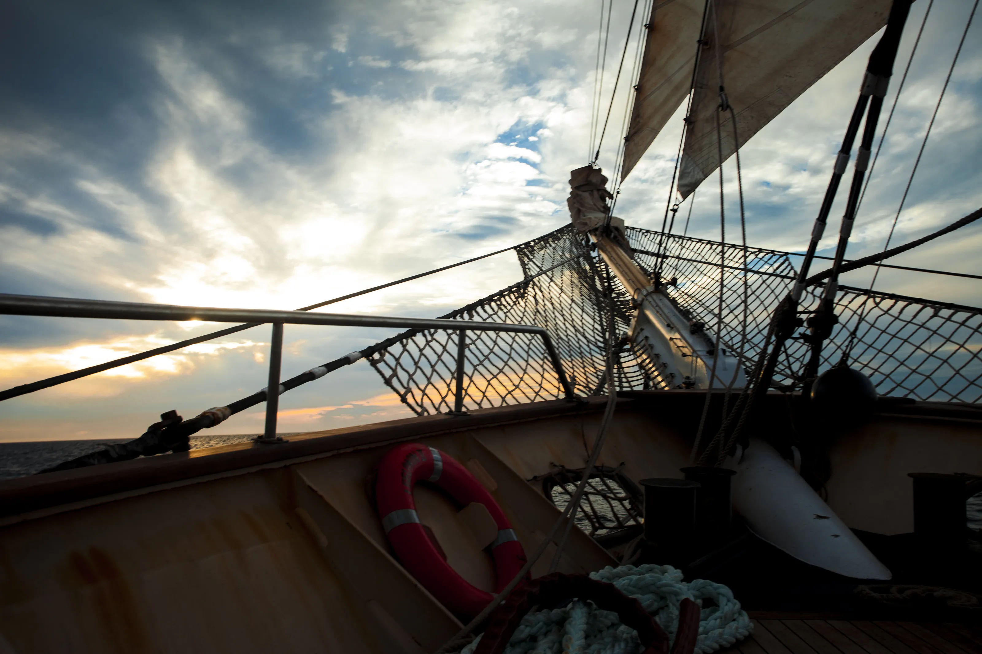Sailing to the sunset