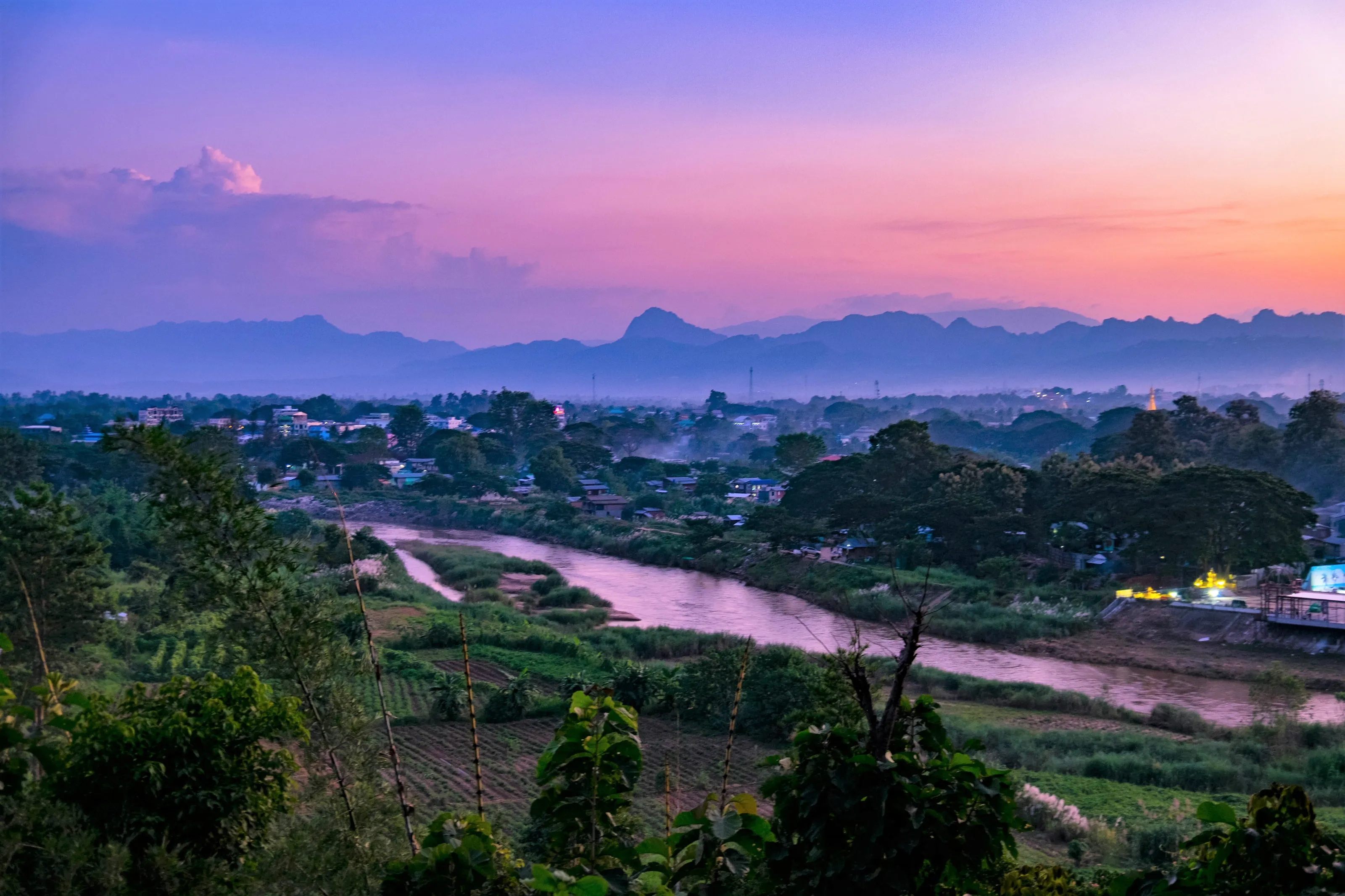 Sunset at Myawaddy