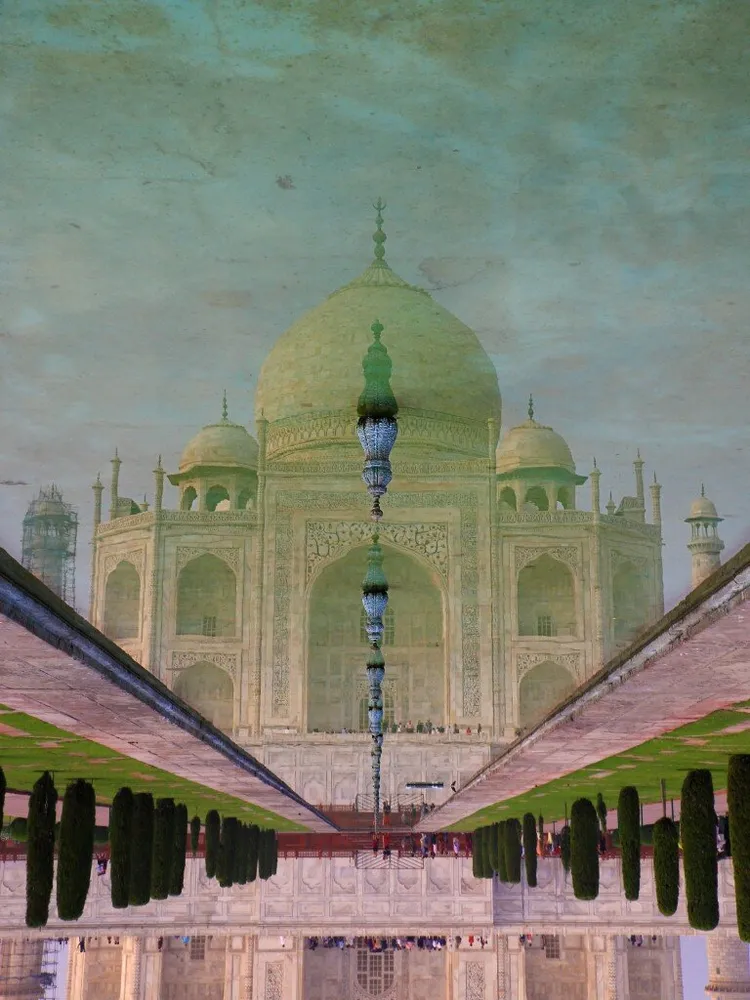 Taj Mahal Reflection