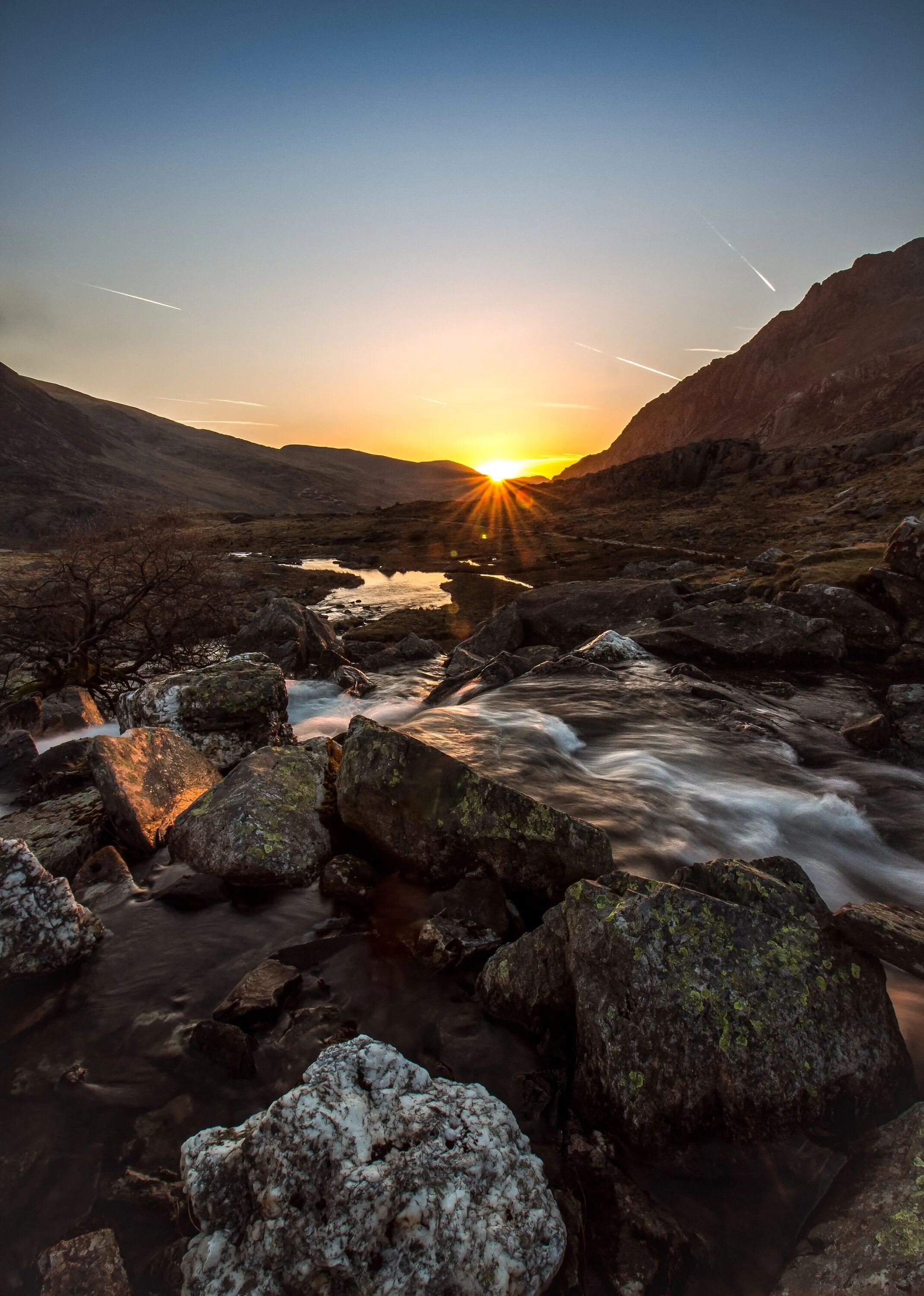 Llyn Idwal at sunrise
