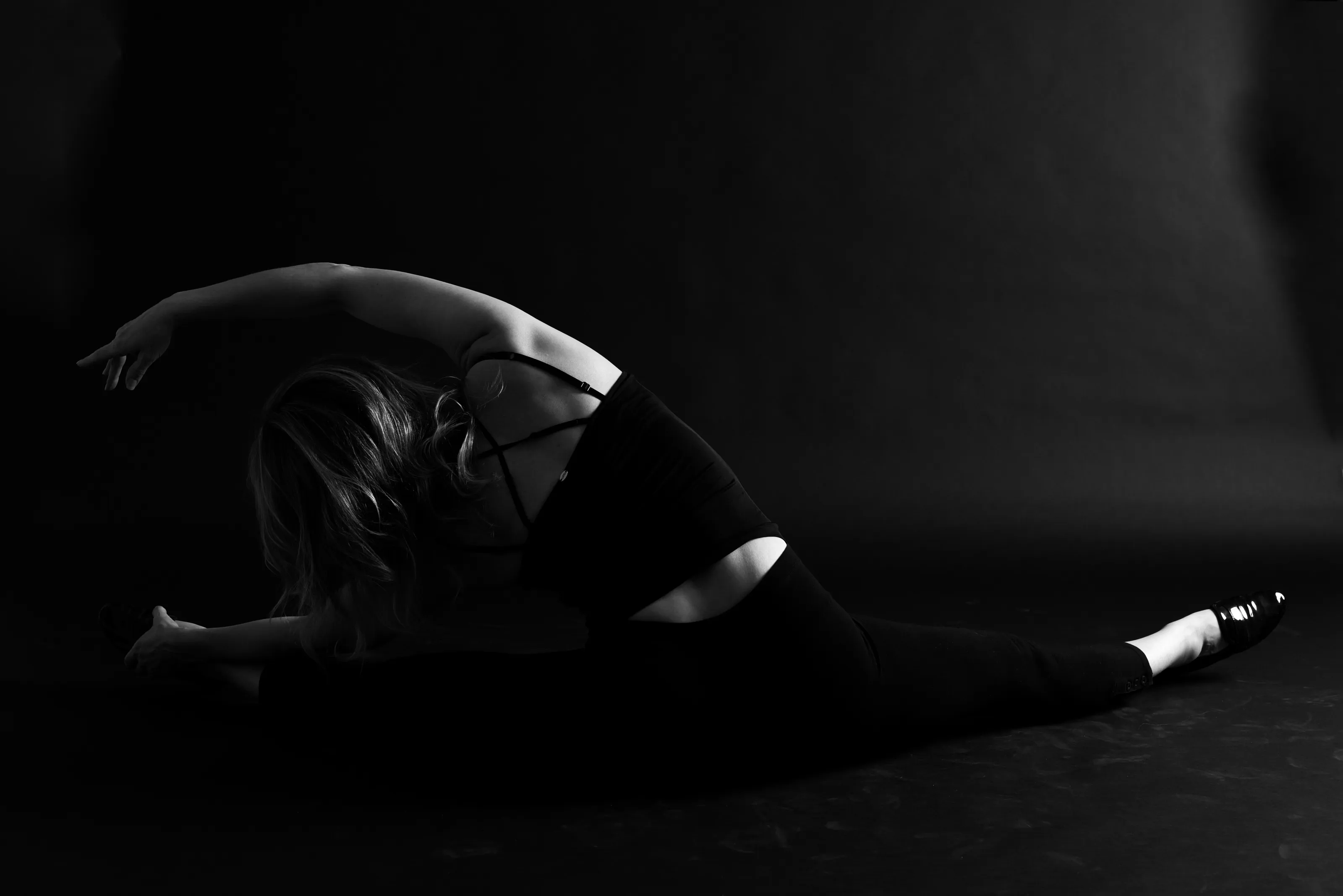 The dancer before the dance